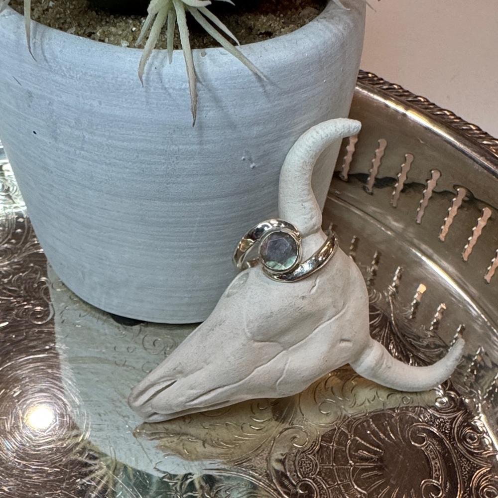 Sterling Silver Ring with Moonstone Gemstone